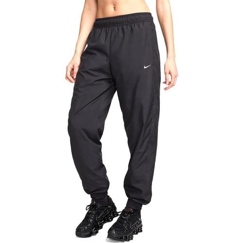 Nike Wovens Uv Essential Jogger Kadın Eşofman Altı FV7660-010