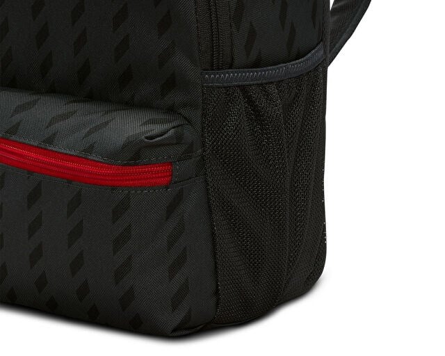 NIKE Y NK JDI MINI BKPK SU26 AOP Sırt Çantası-En: 25,5 cm, Boy: 33 cm, Derinlik: 12,5 cm IO1530-010 Siyah