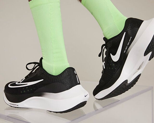 NIKE ZOOM FLY 5 Unisex Koşu Ayakkabısı DM8968-001 Siyah