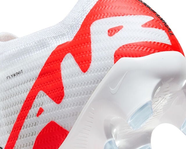 NIKE ZOOM VAPOR 15 ELITE FG Unisex Çim Zemin Kramponu DJ4978-600 Beyaz