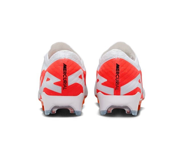 NIKE ZOOM VAPOR 15 ELITE FG Unisex Çim Zemin Kramponu DJ4978-600 Beyaz