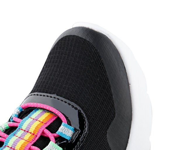 SKECHERS DYNAMIGHT 2.0 ROCKIN' RAINBOW Çocuk Günlük Ayakkabı 302464L-BKMT Siyah