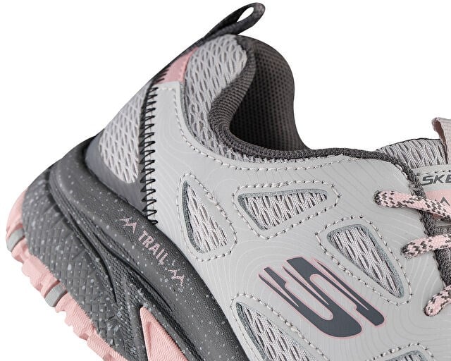 SKECHERS HILLCREST PURE ESCAPADE Kadın Outdoor Ayakkabısı 149821-GYPK Gri