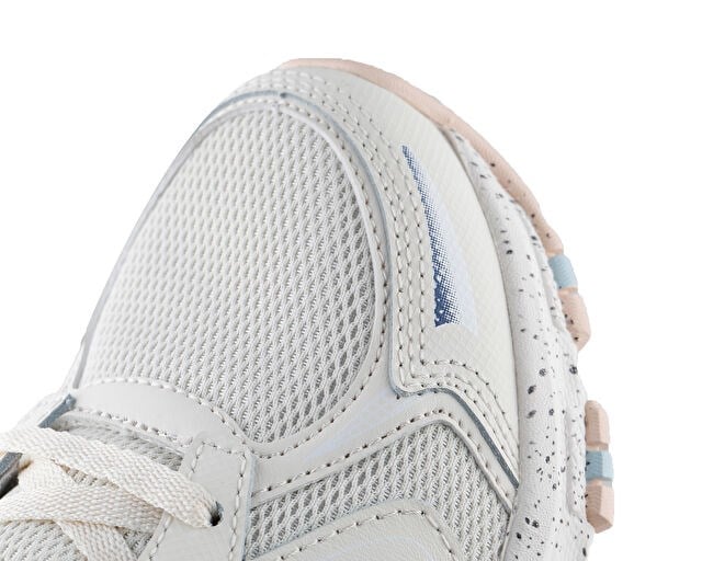 SKECHERS HILLCREST VAST ADVENTURE Kadın Outdoor Ayakkabısı 149820-OFNV Krem