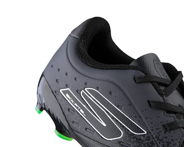 SKECHERS JR YOUTH FG Çocuk Çim Zemin Kramponu 252060L-BKSL Siyah