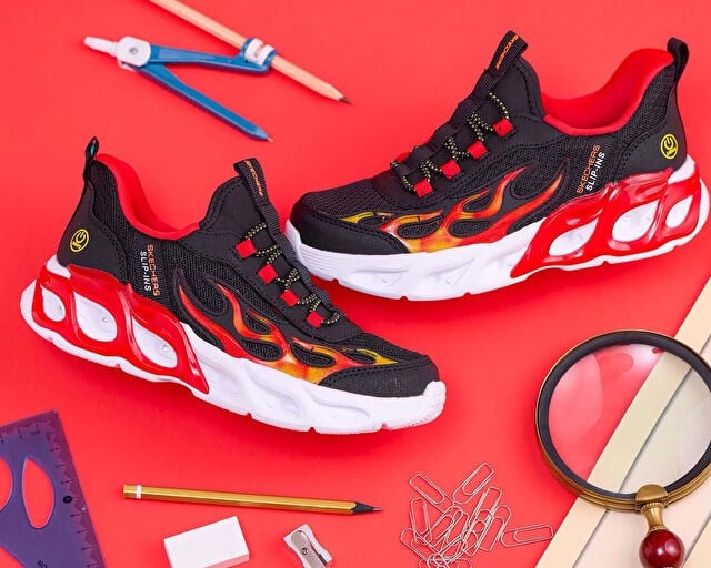 SKECHERS THERMO-FLASH 2.0 HEAT-BRISK Çocuk Günlük Işıklı Ayakkabı 403898L-BKRD Siyah