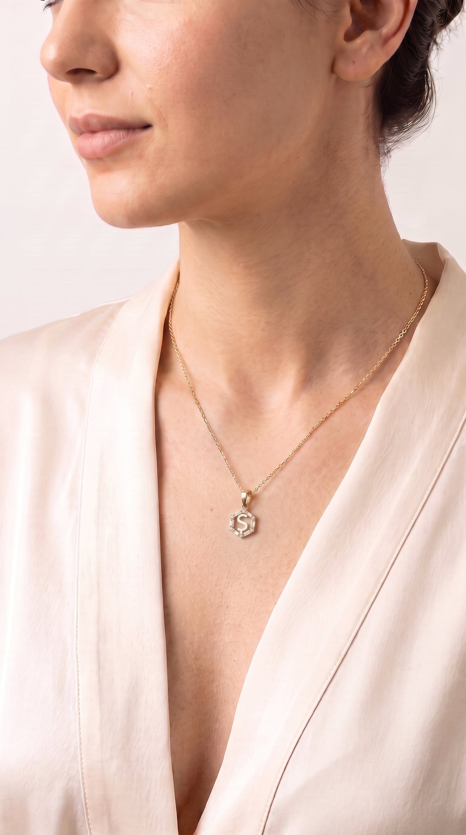 14k-altin-harfli-kolyeler-203-gr-bf-556.jpg
