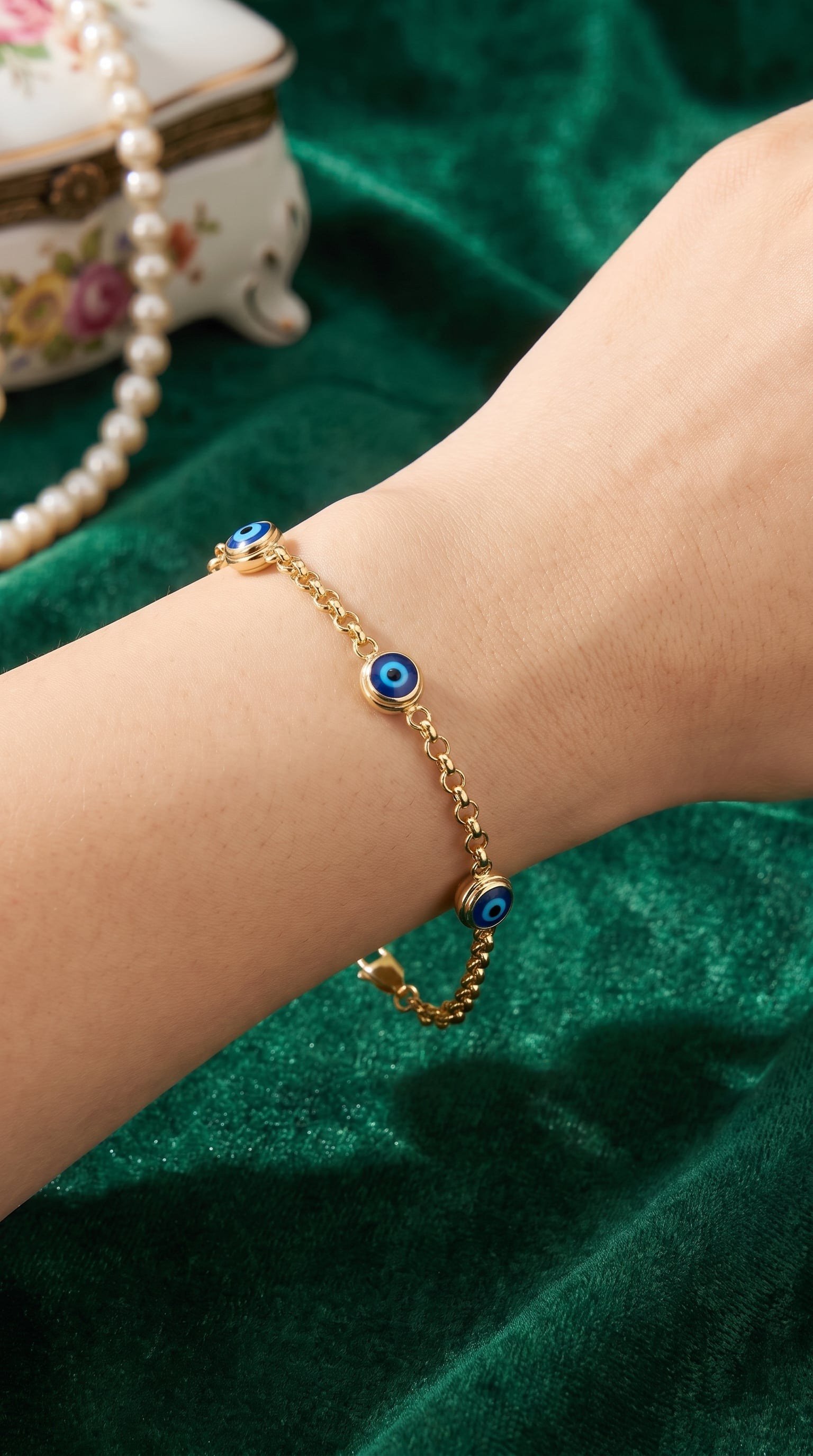 14k-altin-nazar-boncuklu-bileklik-364--704-47.jpg