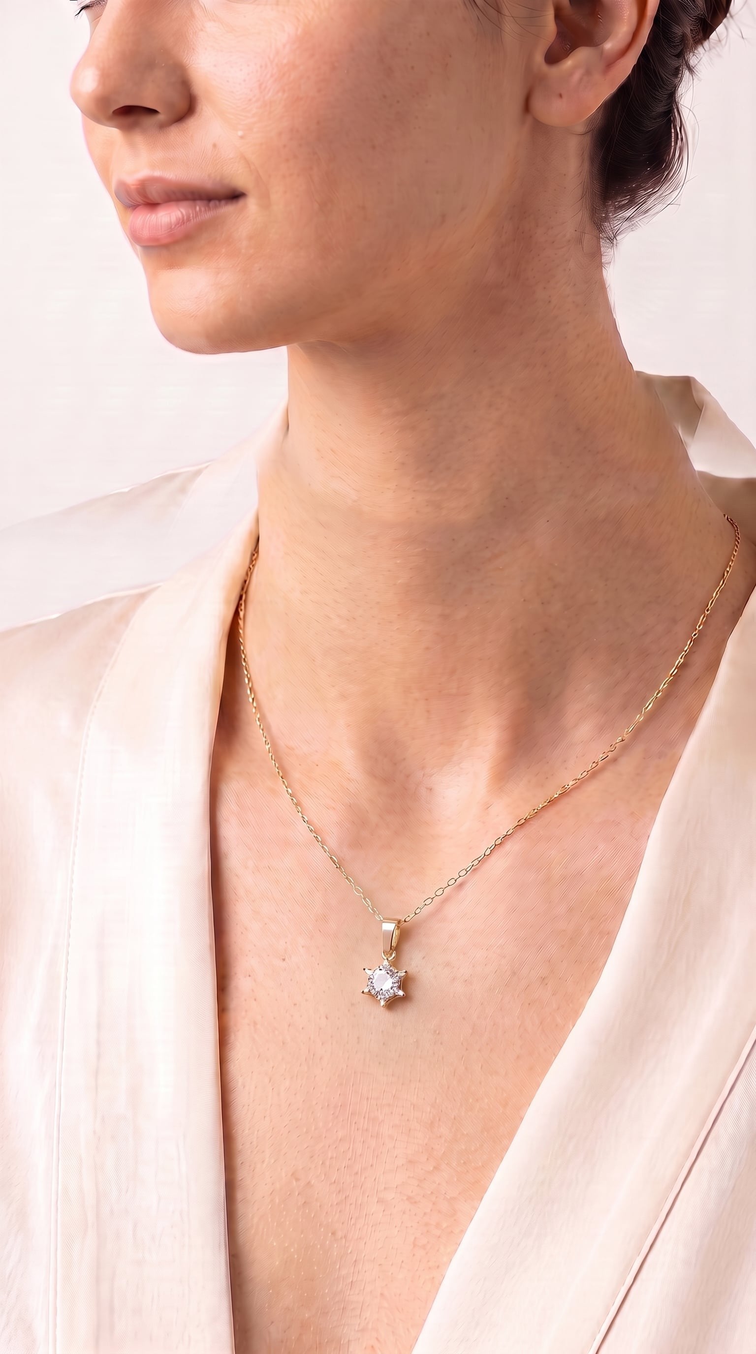 14k-altin-yildizli-kolye-225-gr-b87-4a.jpg