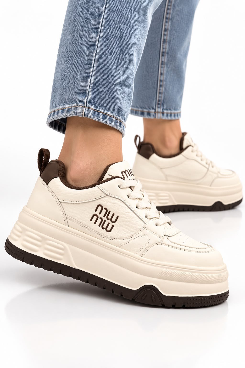 Kadın Beyaz Vizon Yüksek Kalın Taban Deri Casual Sneaker Spor Ayakkabı