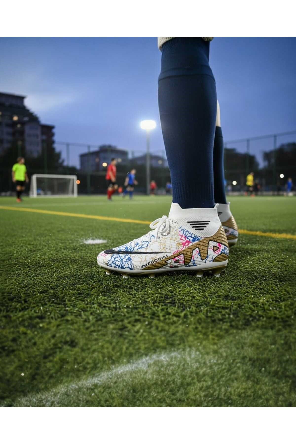 Laliga Pro Krampon 3'lü Set+Çanta+Çorap+Tekmelik
