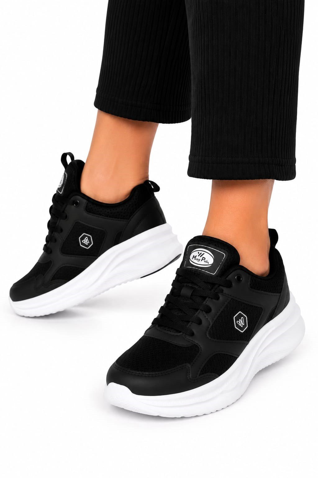 Airfil Faylon Taban Unisex Spor Ayakkabı SİYAH - BEYAZ