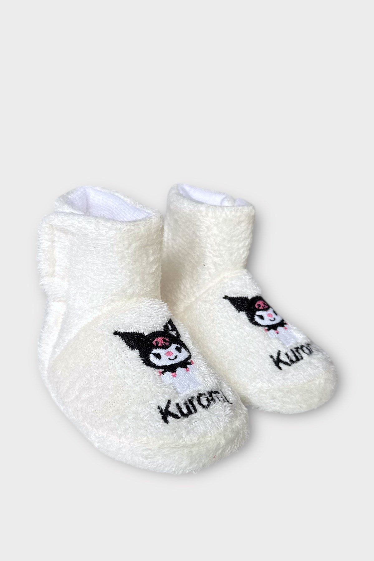 Çocuk Kuromi Nakış Detaylı Panduf BEYAZ