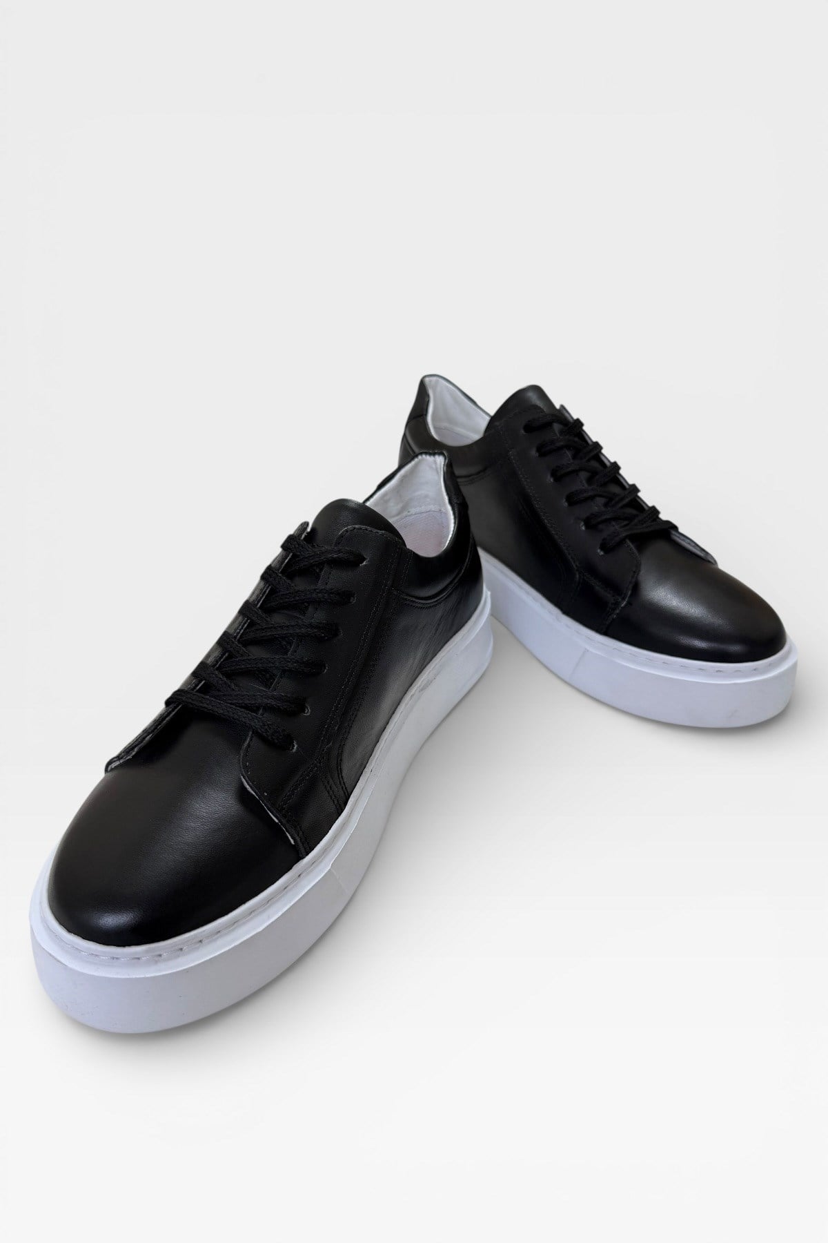 Erkek Faylon Taban Sneaker Hakiki Deri Ayakkabı  SİYAH - BEYAZ