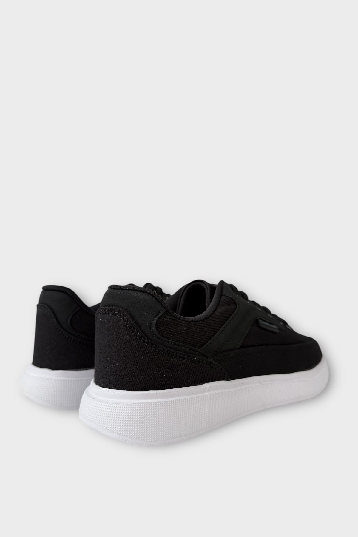 Erkek Keten Gabardin Kumaş Sneaker Ayakkabı SİYAH - BEYAZ