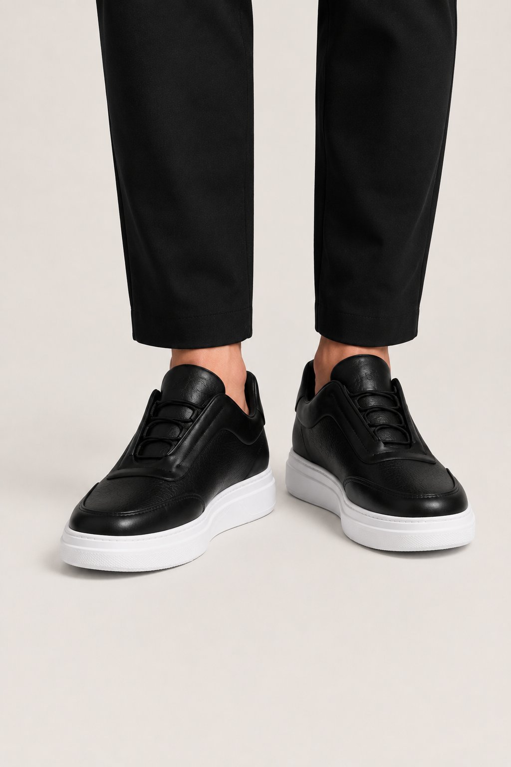 Erkek Yüksek Kalın Taban Bağcıklı Sneaker Ayakkabı SİYAH - BEYAZ