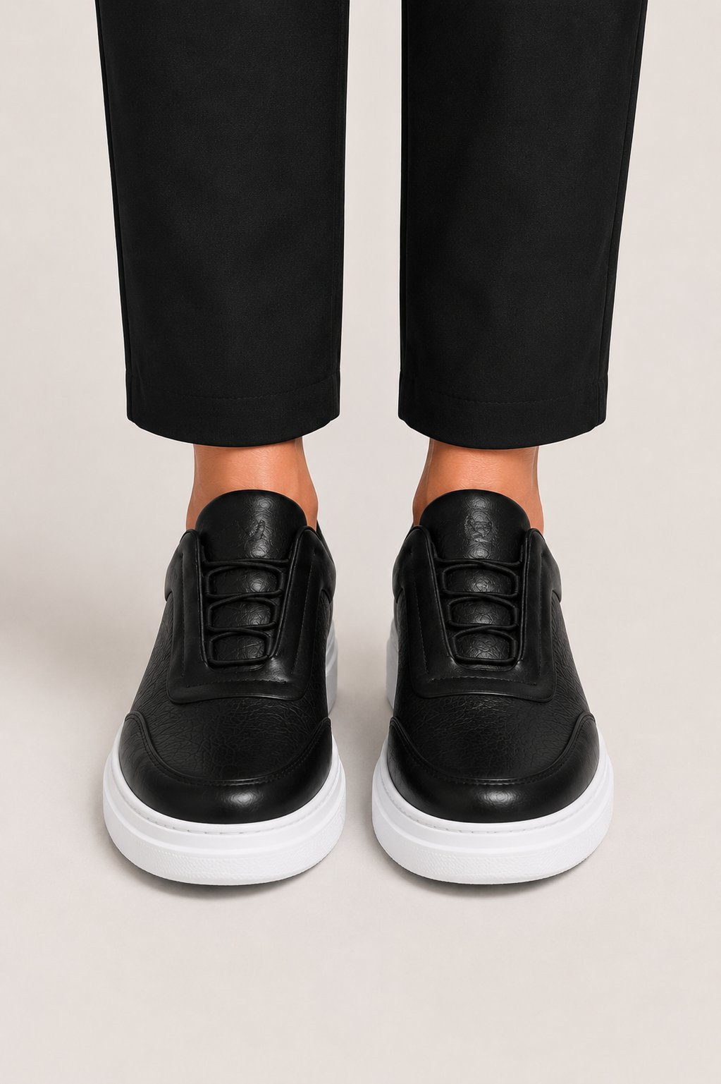 Erkek Yüksek Kalın Taban Bağcıklı Sneaker Ayakkabı SİYAH - BEYAZ