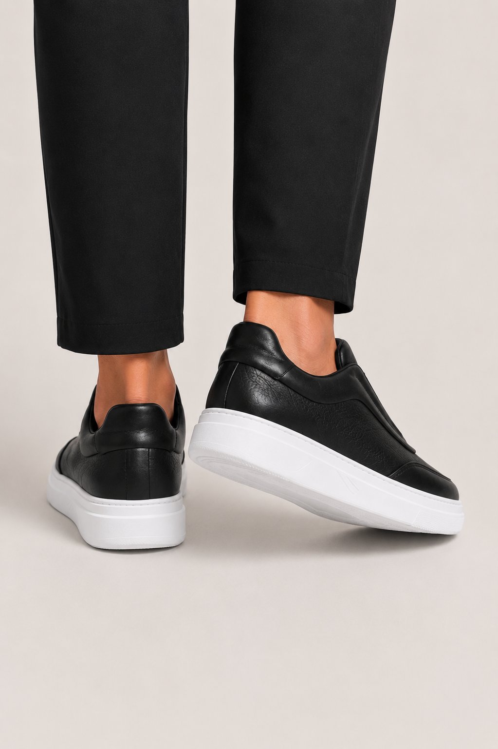 Erkek Yüksek Kalın Taban Bağcıklı Sneaker Ayakkabı SİYAH - BEYAZ