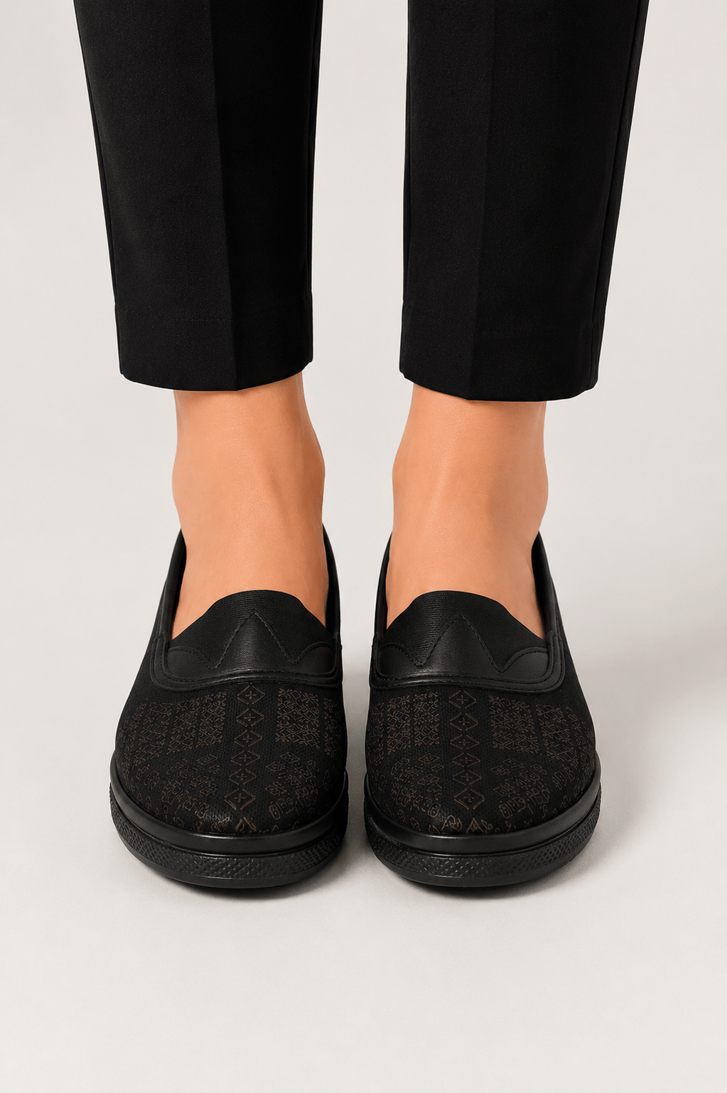 Kadın Ortopedik Comfort Taban Lastik Detay Günlük Ayakkabı SİYAH