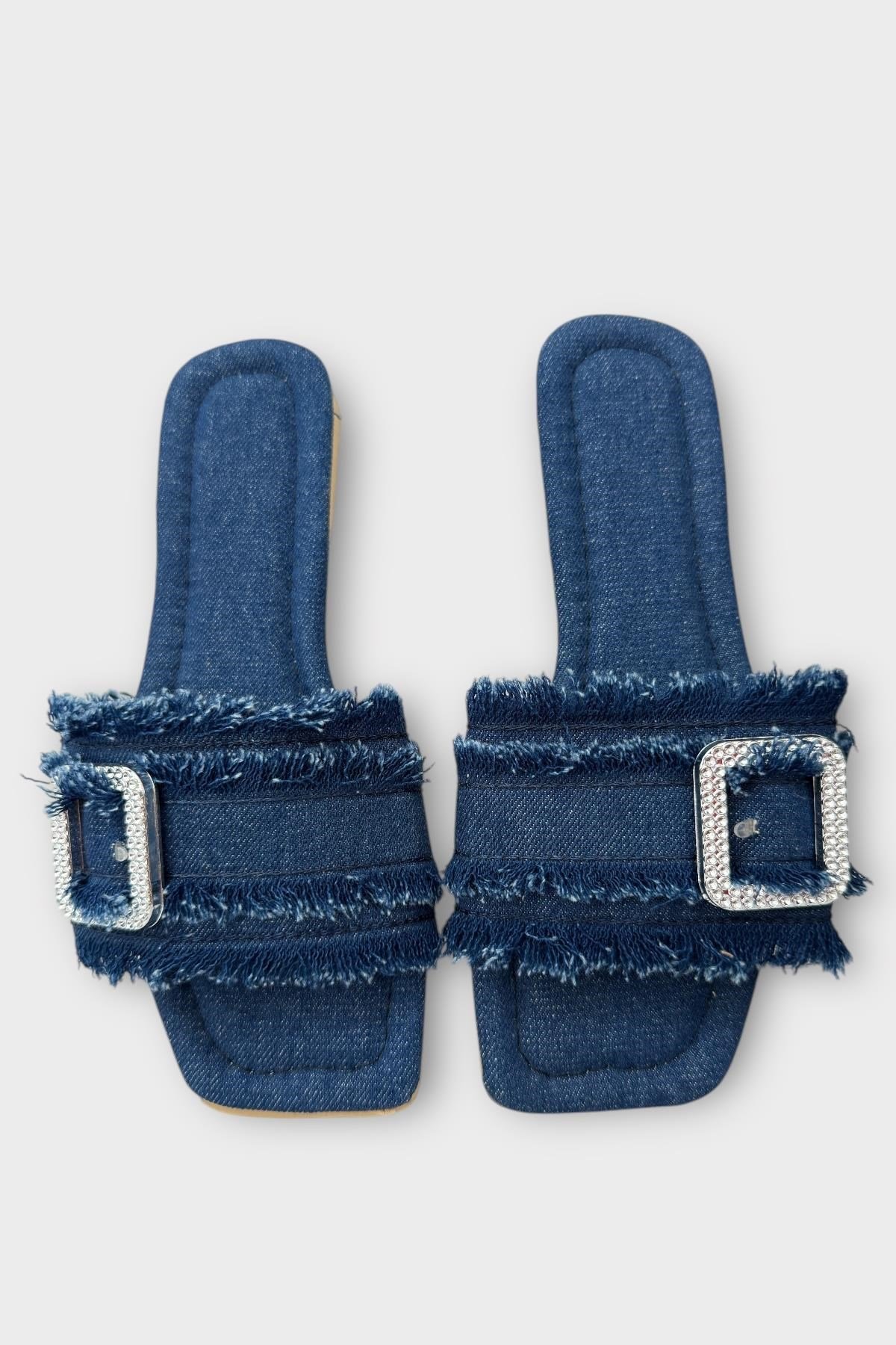 Kadın Püskül Detay Tokalı Denim Terlik LACİVERT