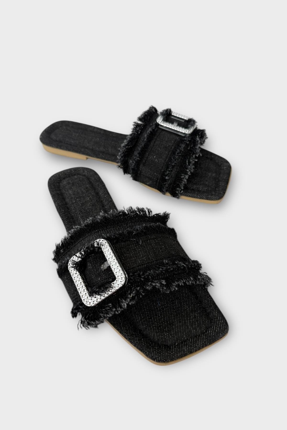 Kadın Püskül Detay Tokalı Denim Terlik SİYAH