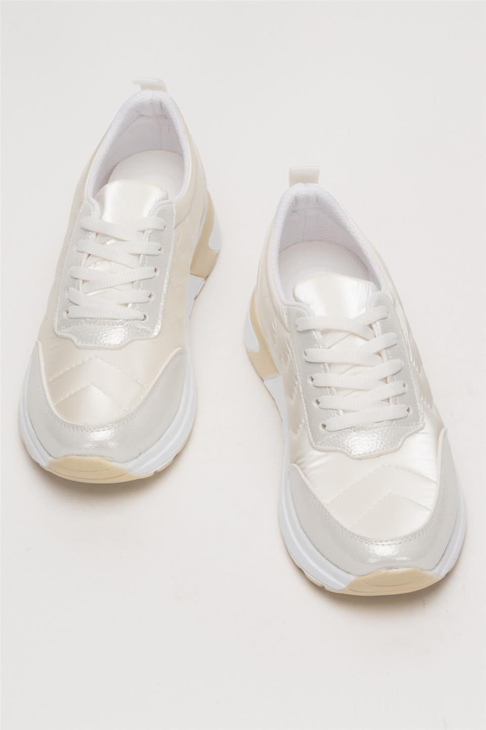 Kadın Rahat Comfort Taban Spor Sneaker Ayakkabı BEYAZ
