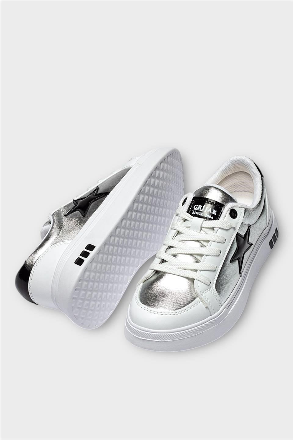 Kadın Yıldız Detay Şık Sneaker Ayakkabı BEYAZ - SİYAH