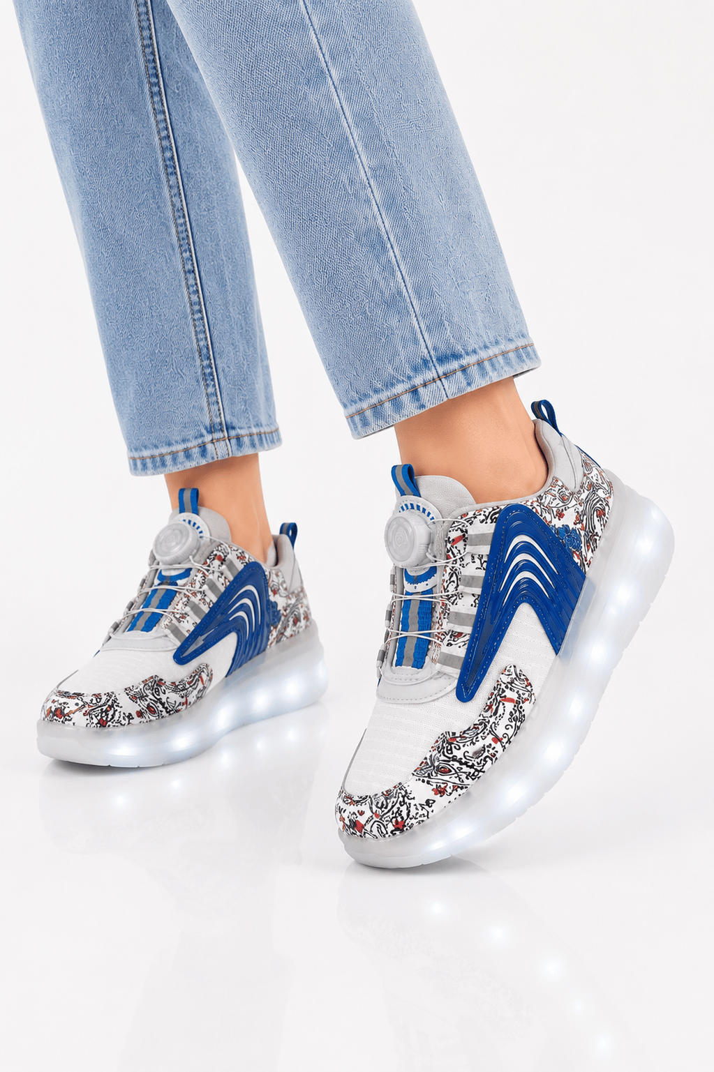 Patenli Işıklı Tekerlekli Spor Sneaker Paten Ayakkabı BEYAZ - MAVİ
