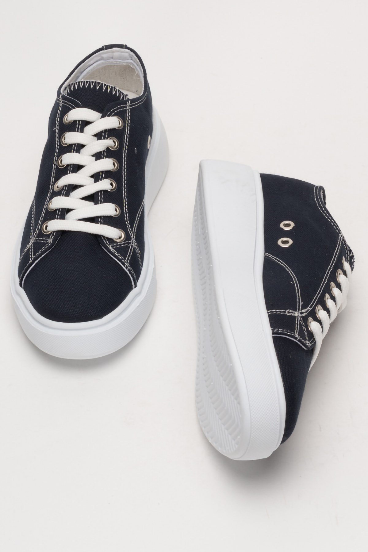 Rahat Kalıp Kalın Taban Kadın Sneaker Ayakkabı LACİVERT