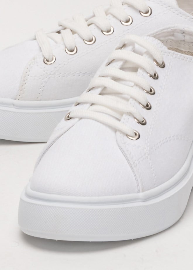Rahat Kalıp Kalın Taban Kadın Sneaker Ayakkabı BEYAZ