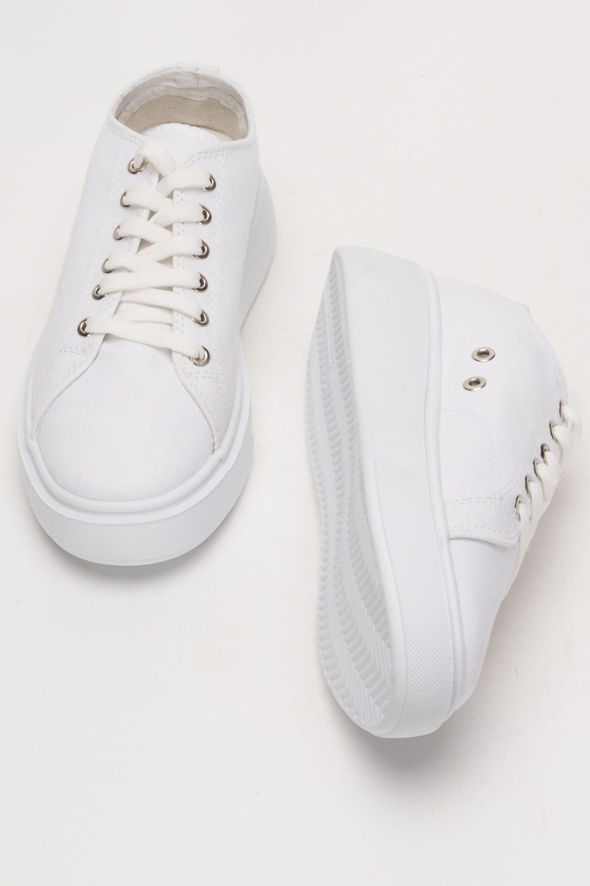 Rahat Kalıp Kalın Taban Kadın Sneaker Ayakkabı BEYAZ