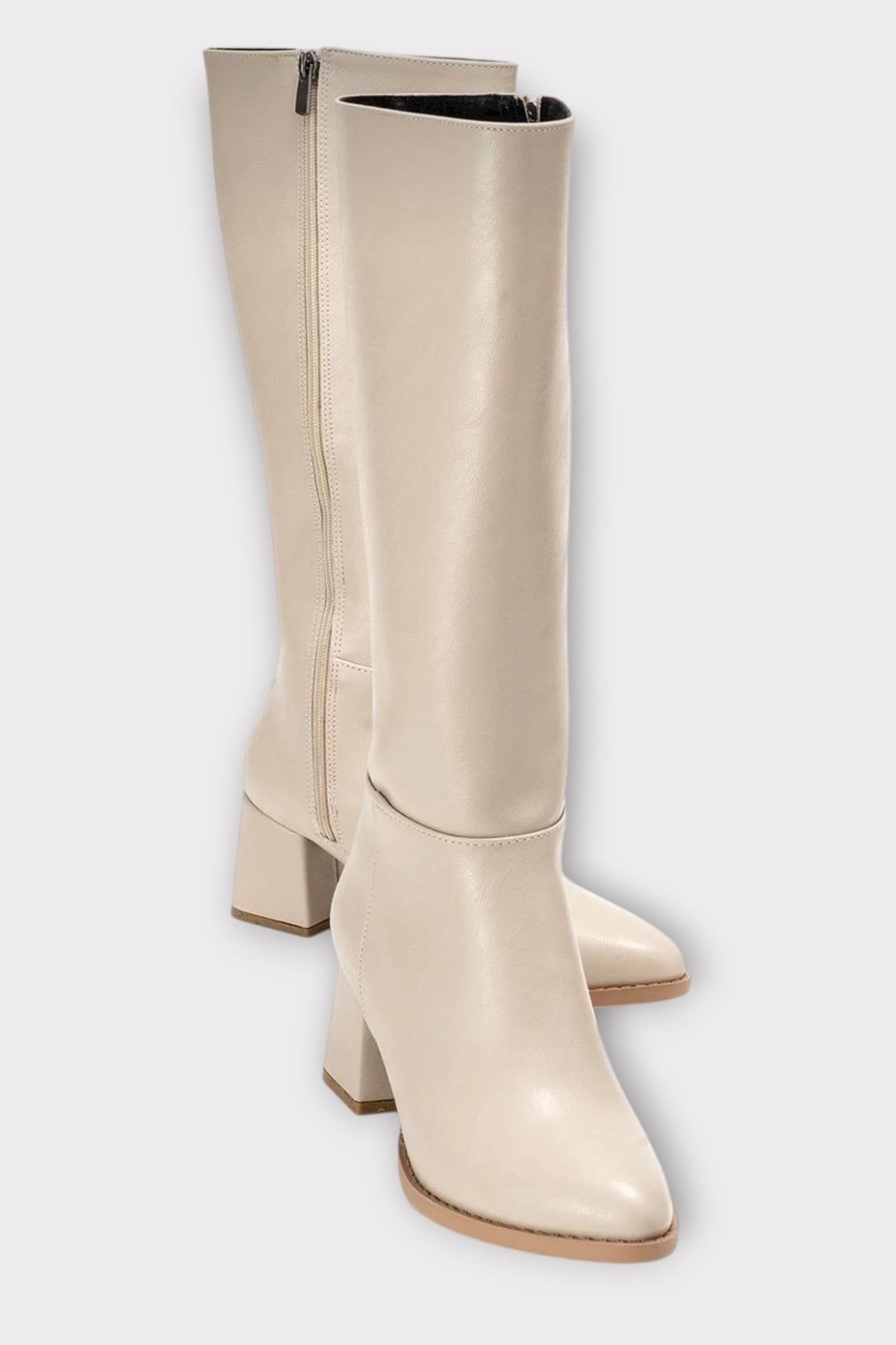 Topuklu Sivri Burun Kadın Çizme BEJ
