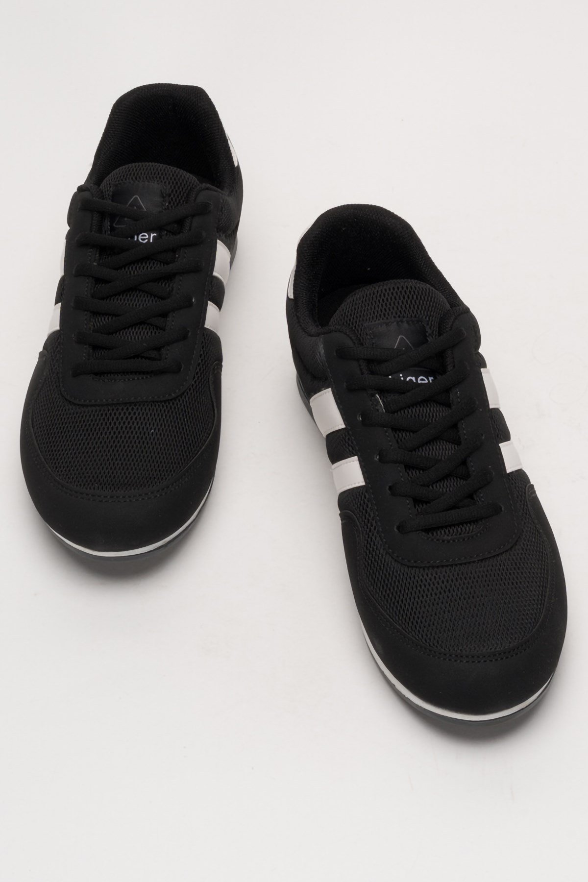 Unisex Airfile İnce Taban Spor Ayakkabı SİYAH - BEYAZ