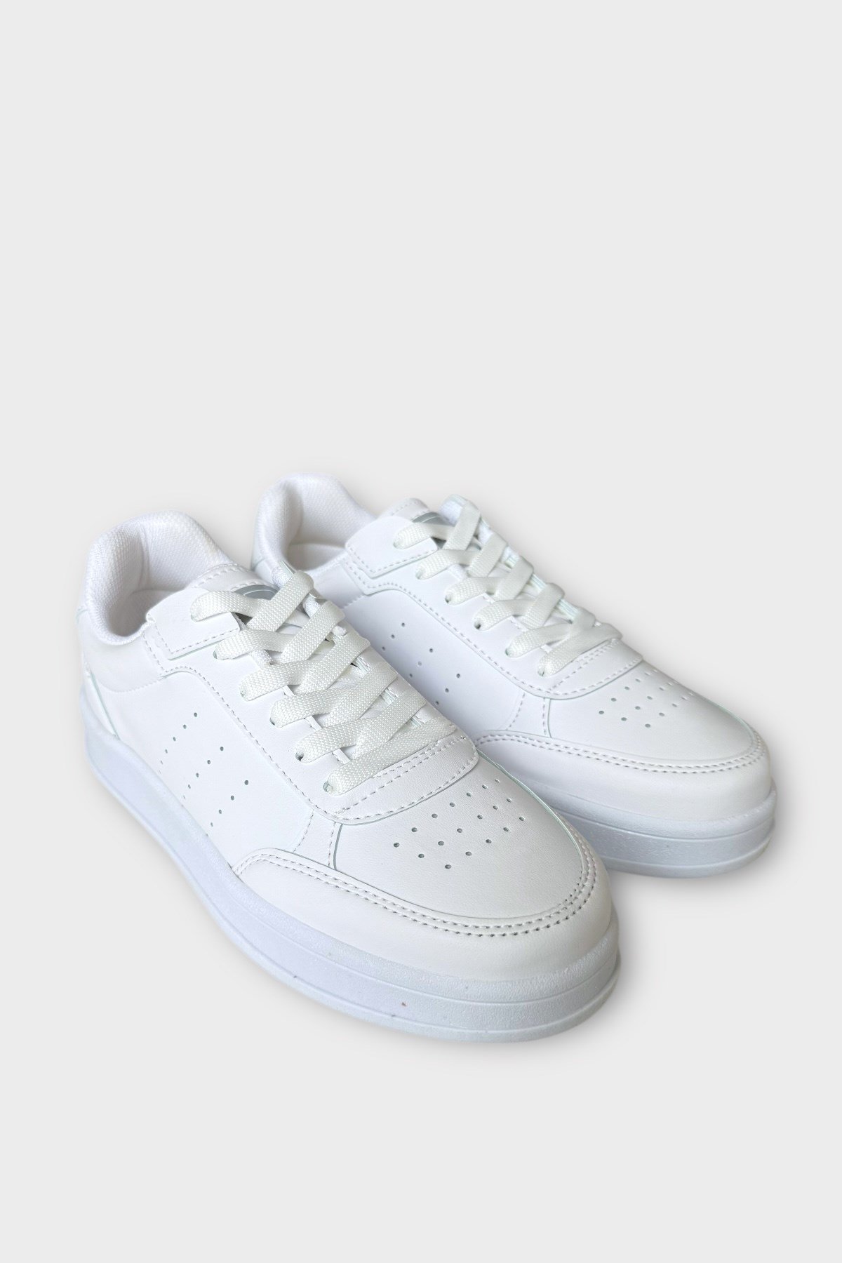 Unisex Düz Hafif Taban Sneaker Ayakkabı BEYAZ