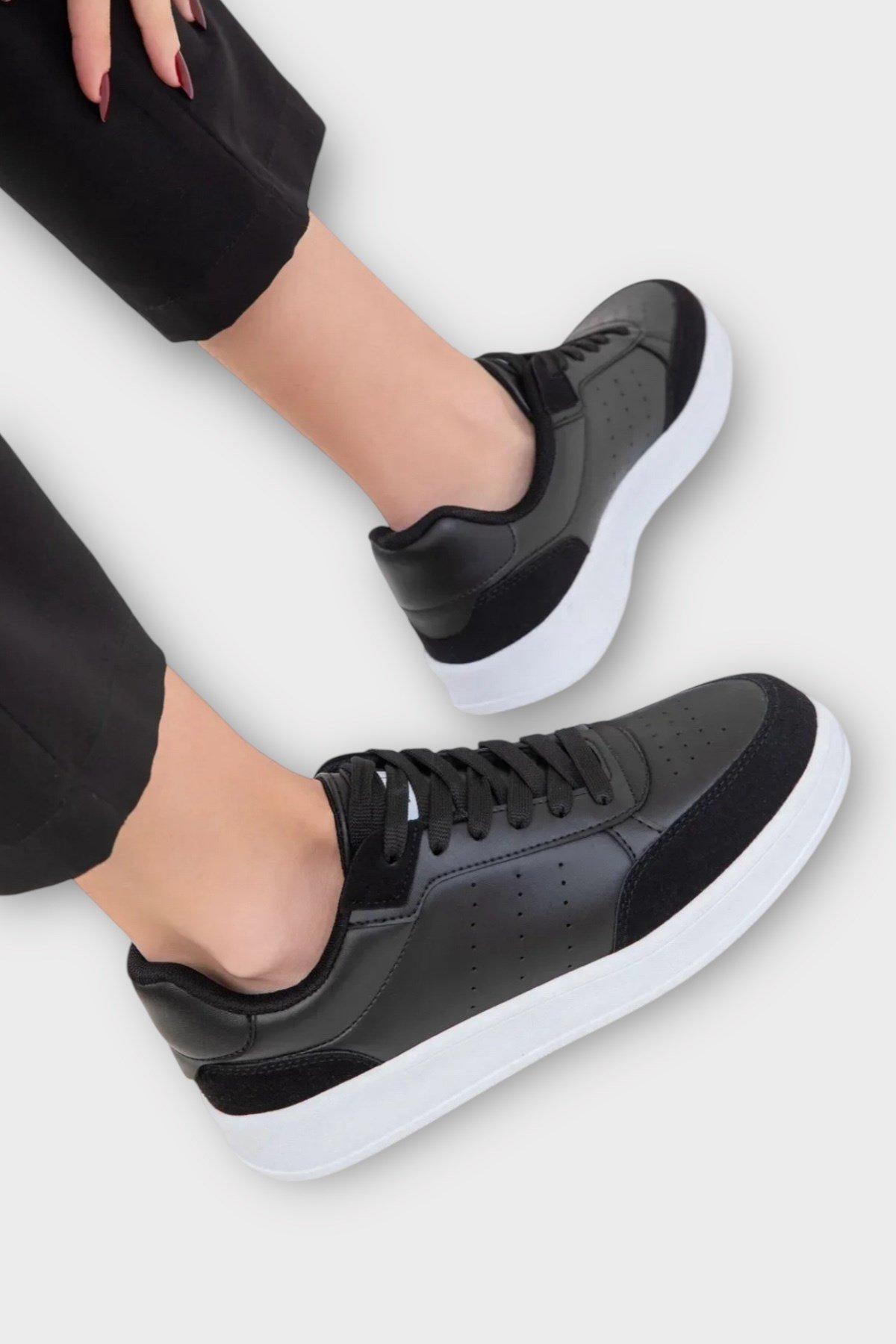Unisex Düz Hafif Taban Sneaker Ayakkabı SİYAH BEYAZ