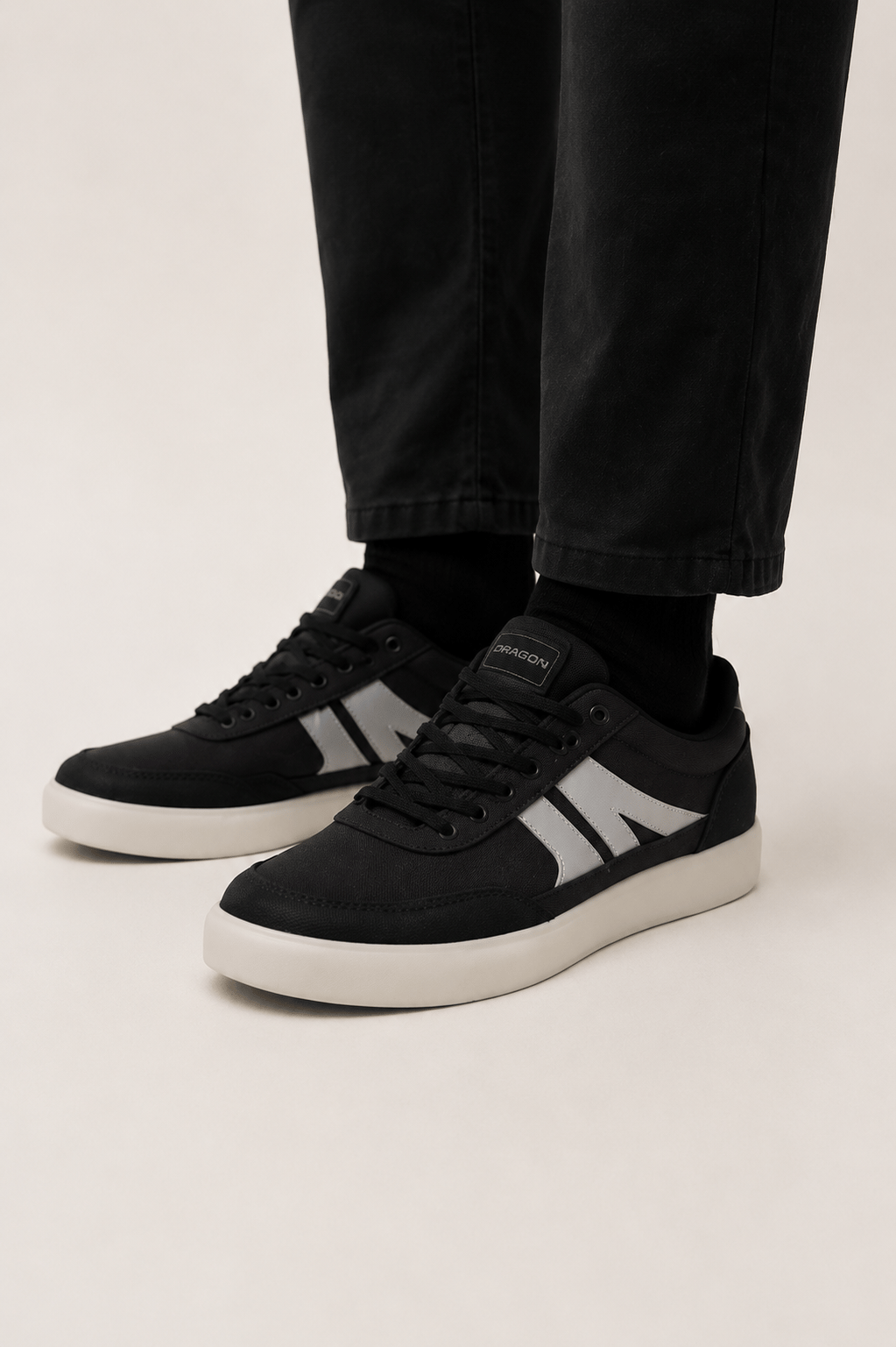 Unisex Keten Sneaker Ayakkabı SİYAH - BEYAZ