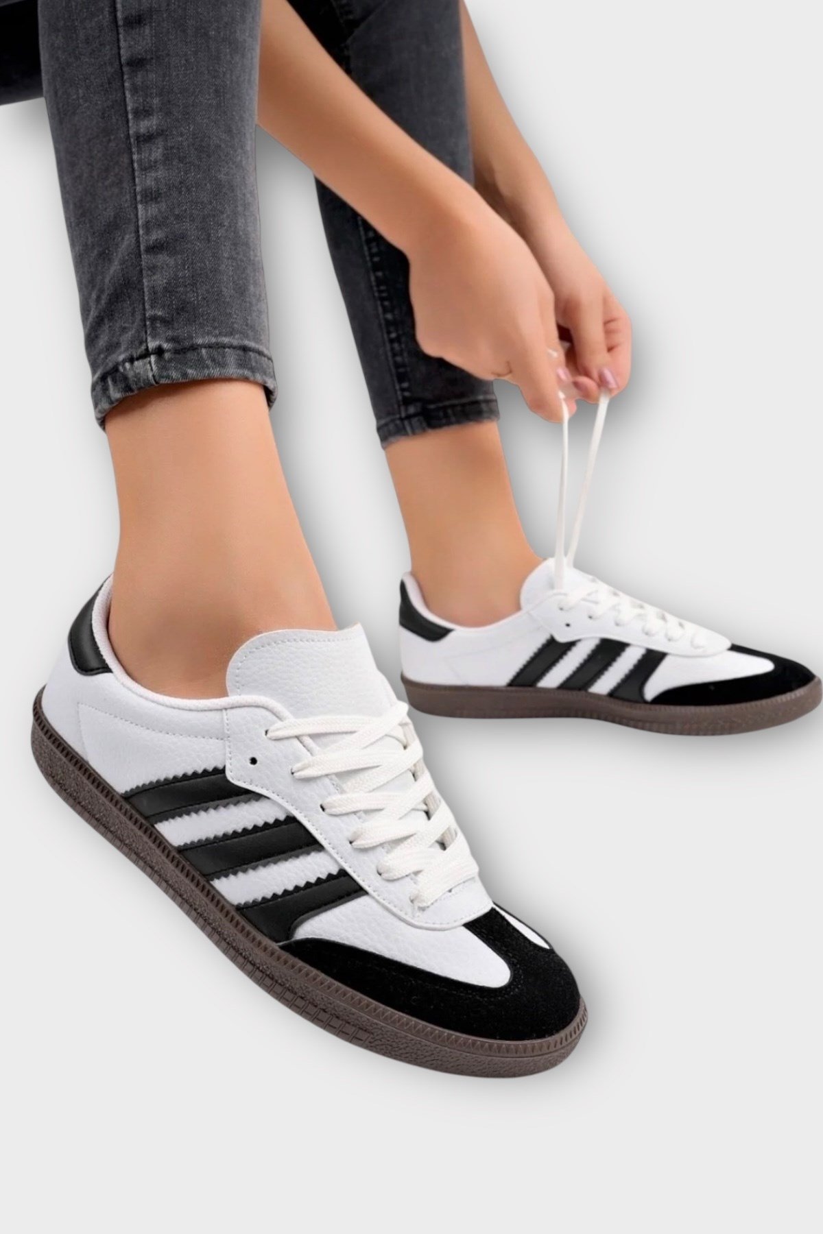 Unisex Rahat Hafif Spor Ayakkabı  BEYAZ - SİYAH