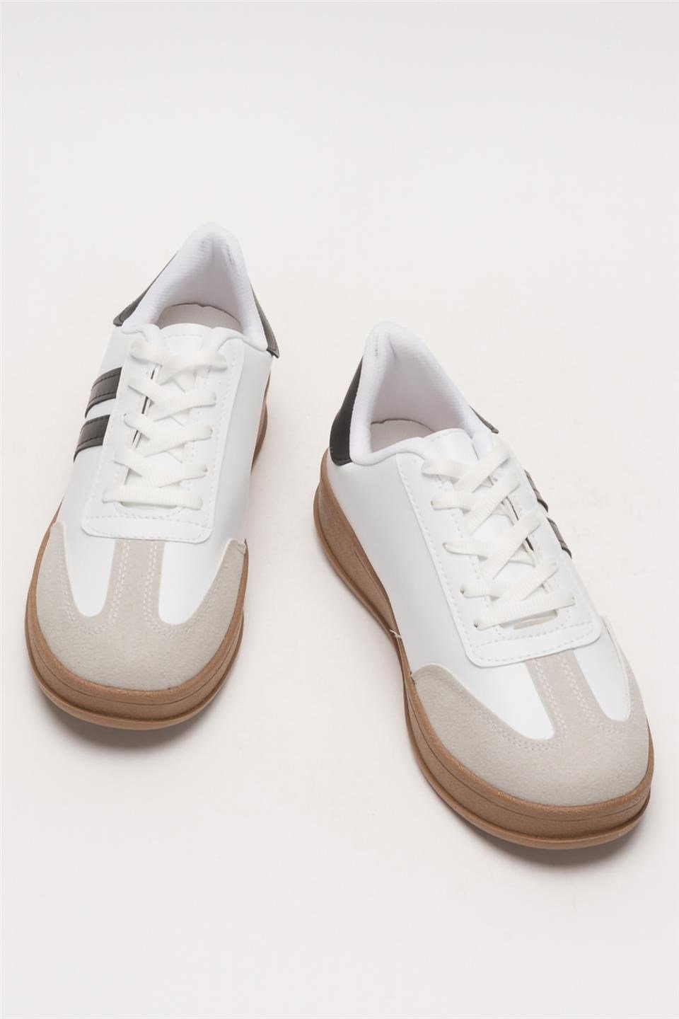 Unisex Rahat Hafif Spor Sneaker Ayakkabı  BEYAZ - SİYAH