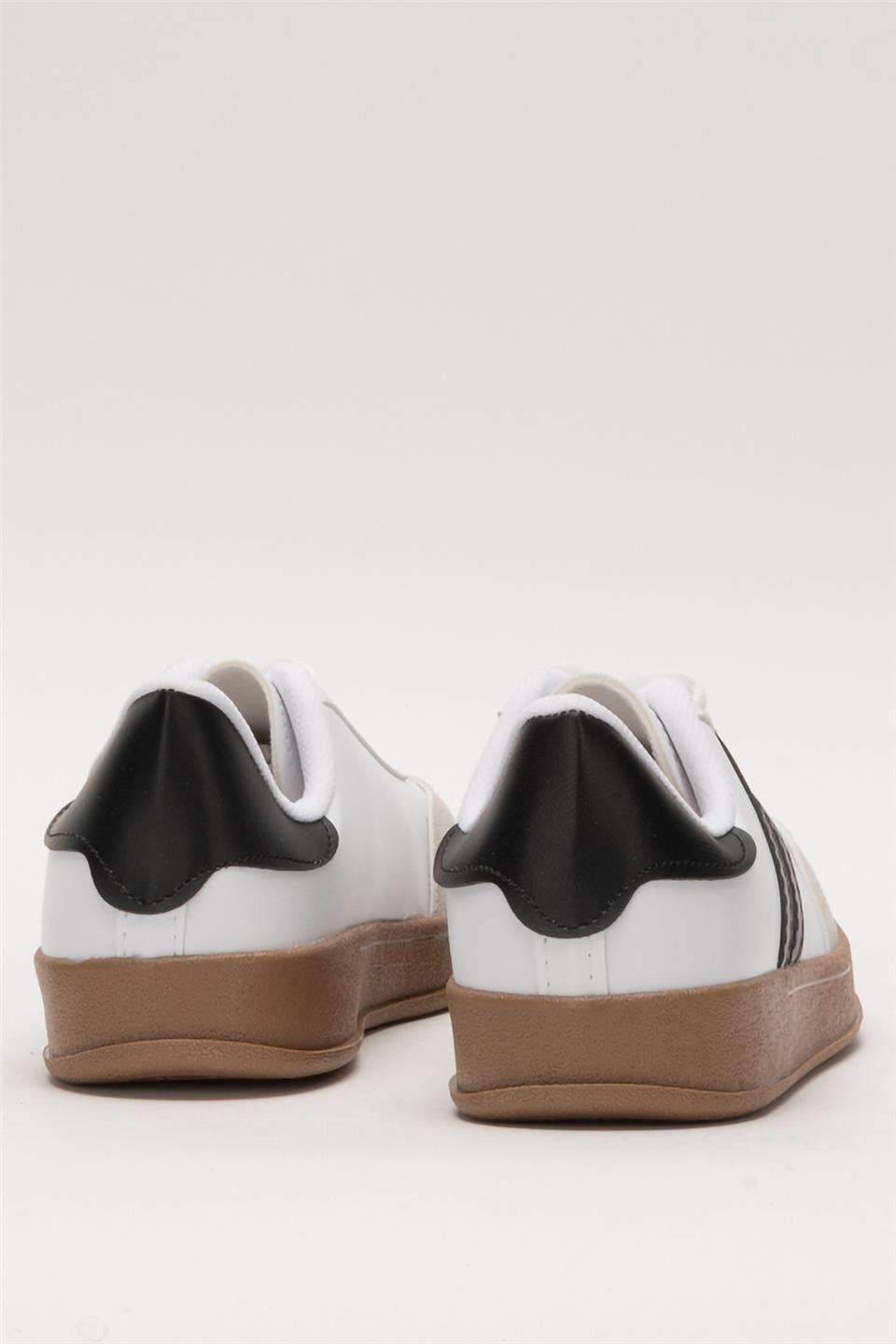 Unisex Rahat Hafif Spor Sneaker Ayakkabı  BEYAZ - SİYAH