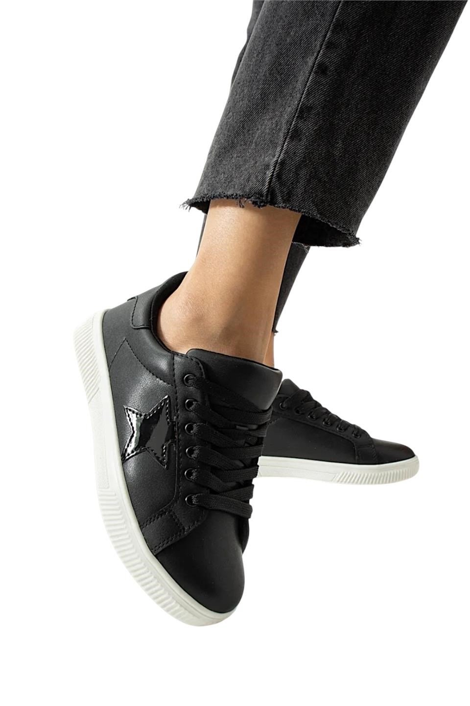Yıldızlı Spor Kadın Sneaker Ayakkabı SİYAH - BEYAZ