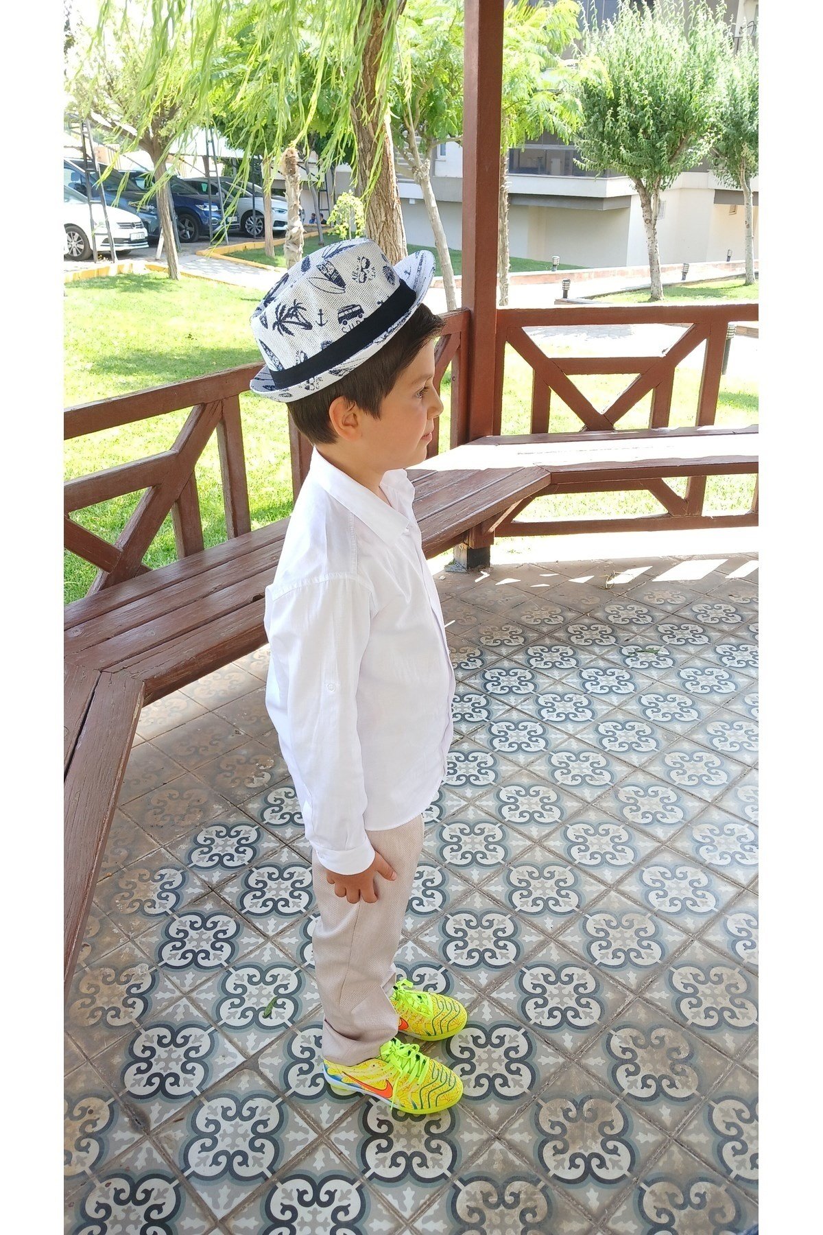 ® Çocuk Fötr Hasır Şapka Yazlık Desenli Erkek Kız Gölgelikli Fedora Plaj Şapkası-beyaz
