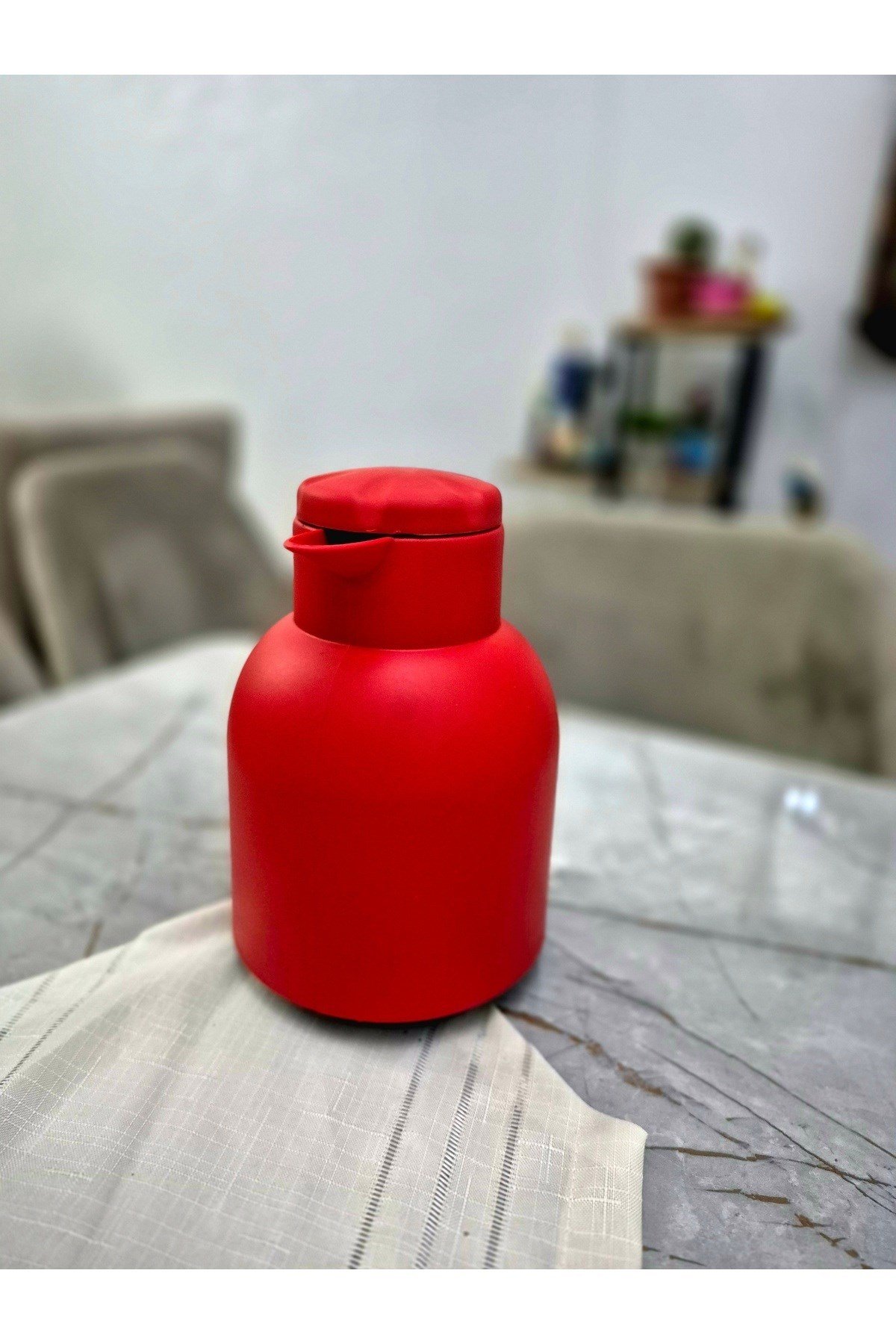 1 L Cam Hazneli Kırmızı Termos •Ördek Ağız 12 Saat Sıcak 24 Saat Soğuk • Mat Gövde Vakum İzolasyonlu