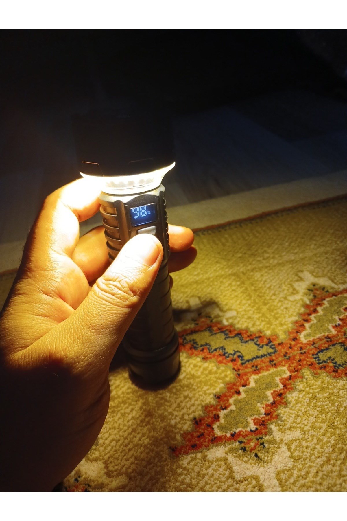 2’si 1 Arada 8 Mod Şarjlı Dijital Ekran LED El Feneri Ön Projektör+Halka Kamp Işık SOS Tripod Uyumlu