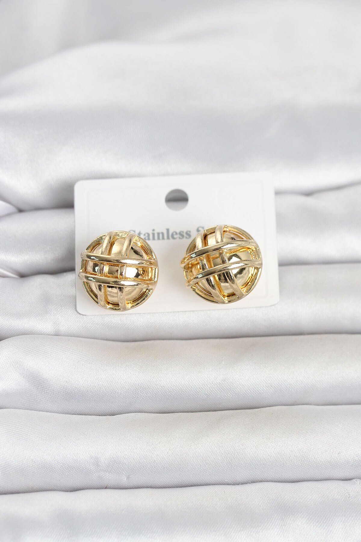 316L Çelik Gold Renk Desenli Top Model Kadın Küpe