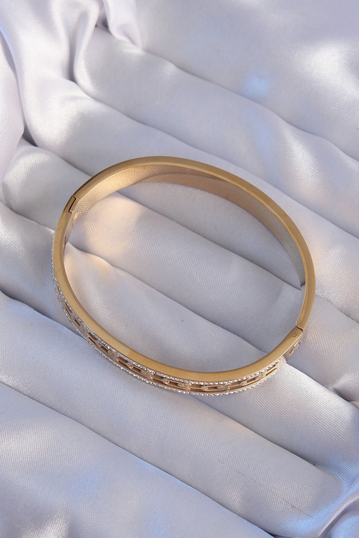 316L Çelik Gold Renk Zirkon Taşlı Model Kelepçe