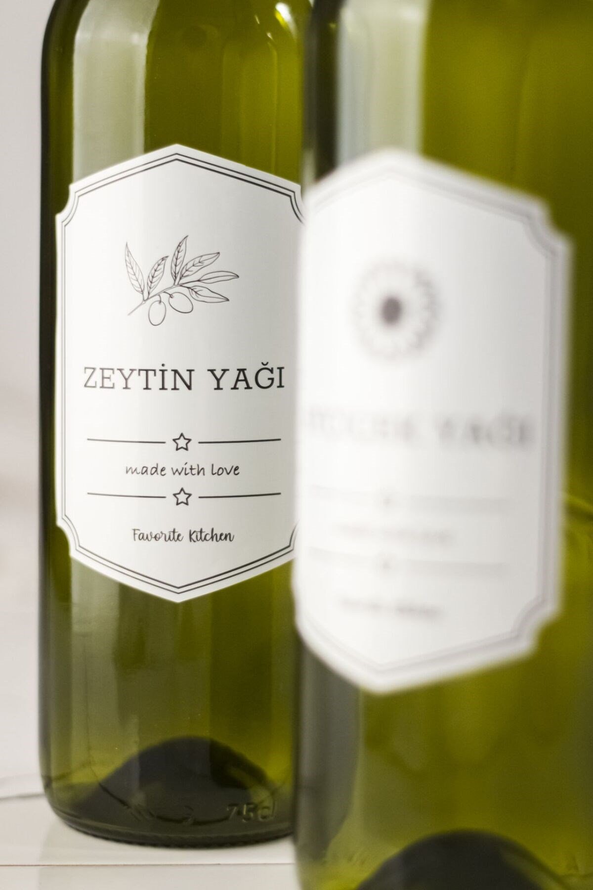 Bambu Standlı 2'li 750 ml Zeytinyağı & Sıvı yağ Şişesi & Yağlık Sirkelik Seti (Damlatmaz)