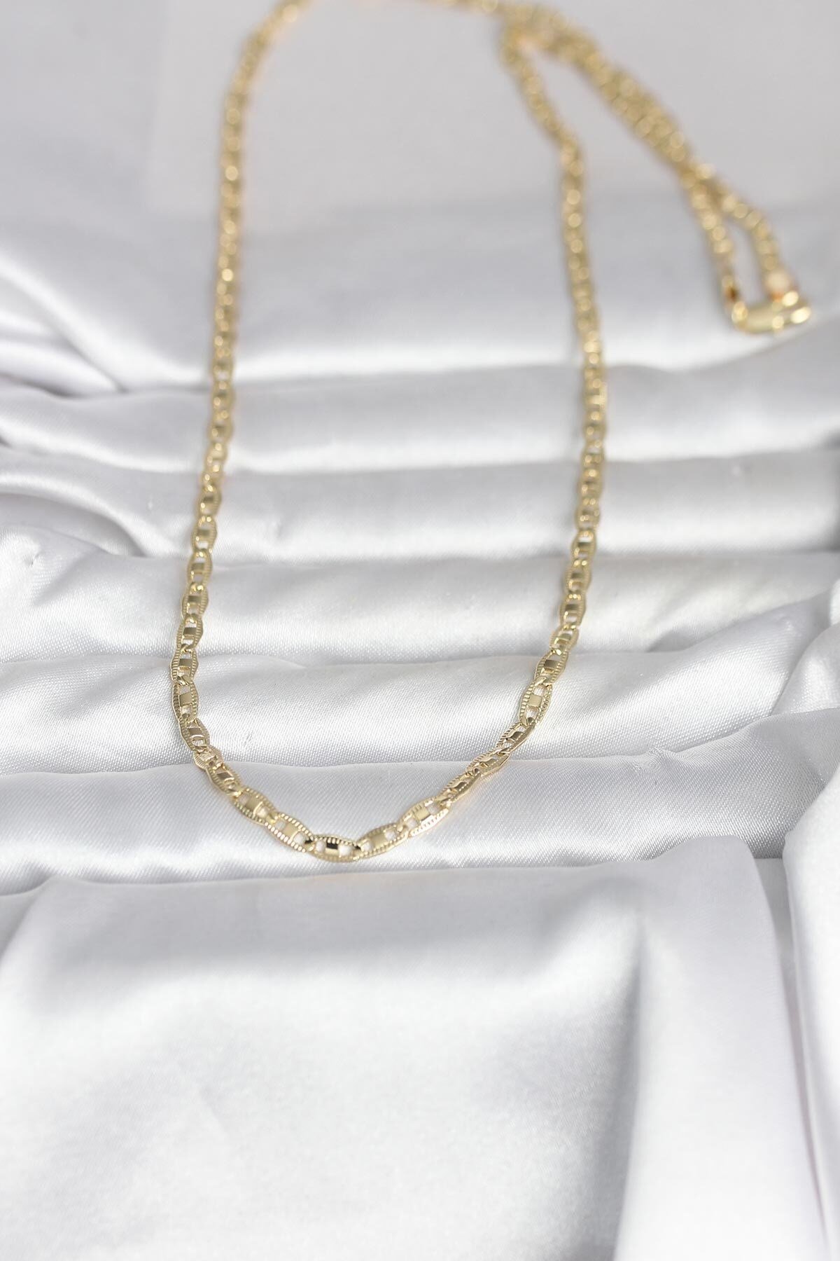 CM 14K Gold Renk Lazer Kesim Zincirli Model 60 cm Kadın Kolye
