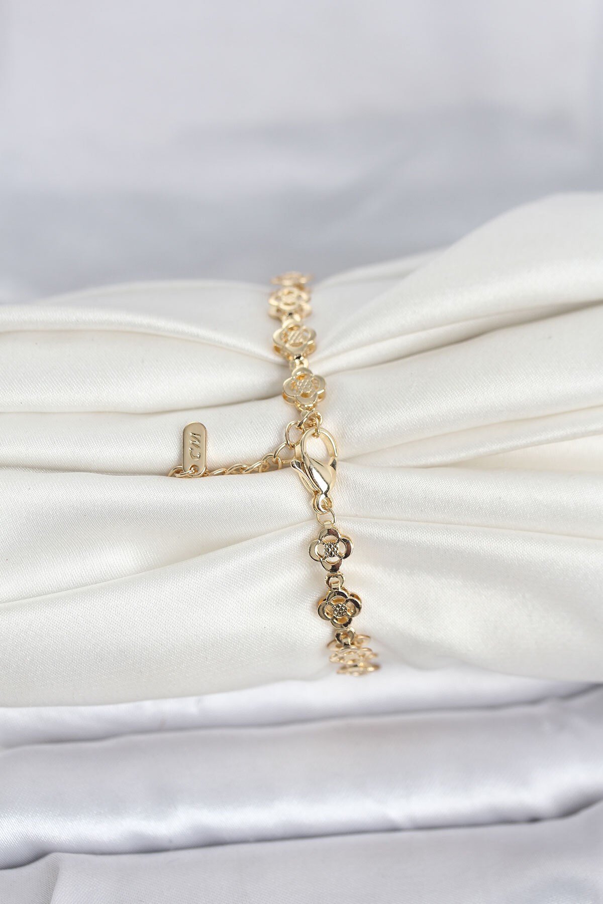CM 14K Gold Renk Yonca Model Kadın Bileklik