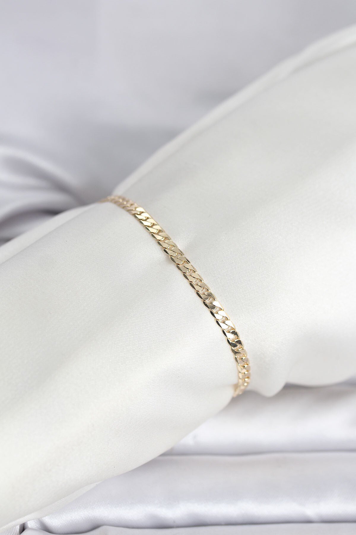CM 14K Gold Renk Zincirli Model Kadın Bileklik