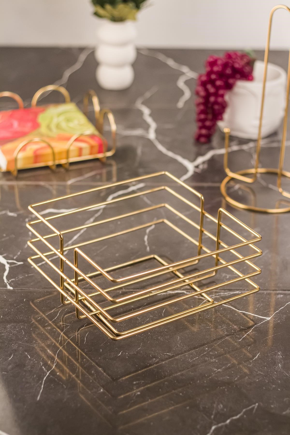 Ekmeklik Ekmek Sepeti Çok Amaçlı Metal Kutu Lüx Gold Paslanmaz Sepet Siyah Kumaş